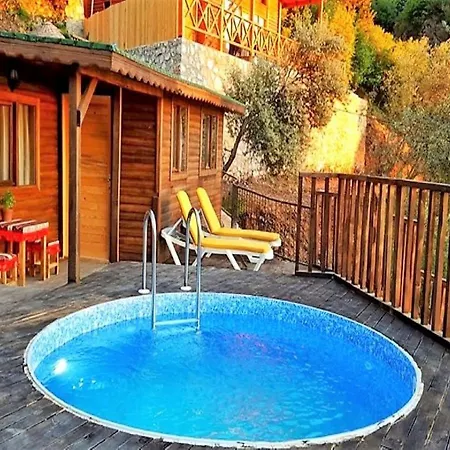 Baharoglu Life House Parque de Campismo Faralya