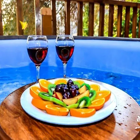 Baharoglu Life House مكان تخييم فاراليا