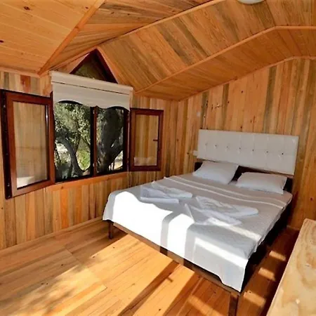 Baharoglu Life House Parque de Campismo Faralya