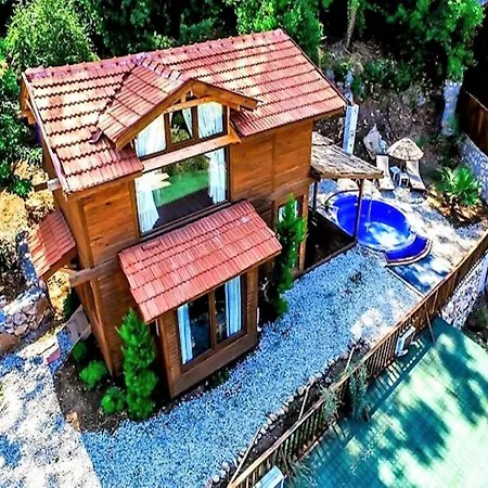 Parque de Campismo Baharoglu Life House *