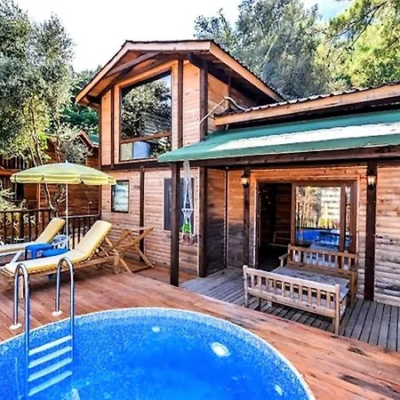 Baharoglu Life House * فاراليا