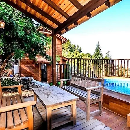 Baharoglu Life House فاراليا