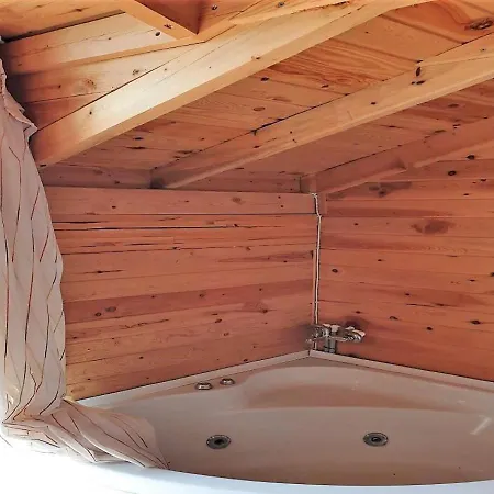 Baharoglu Life House مكان تخييم فاراليا