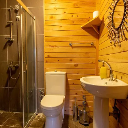 مكان تخييم Baharoglu Life House فاراليا