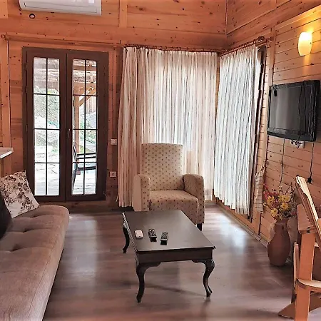 Parque de Campismo Baharoglu Life House